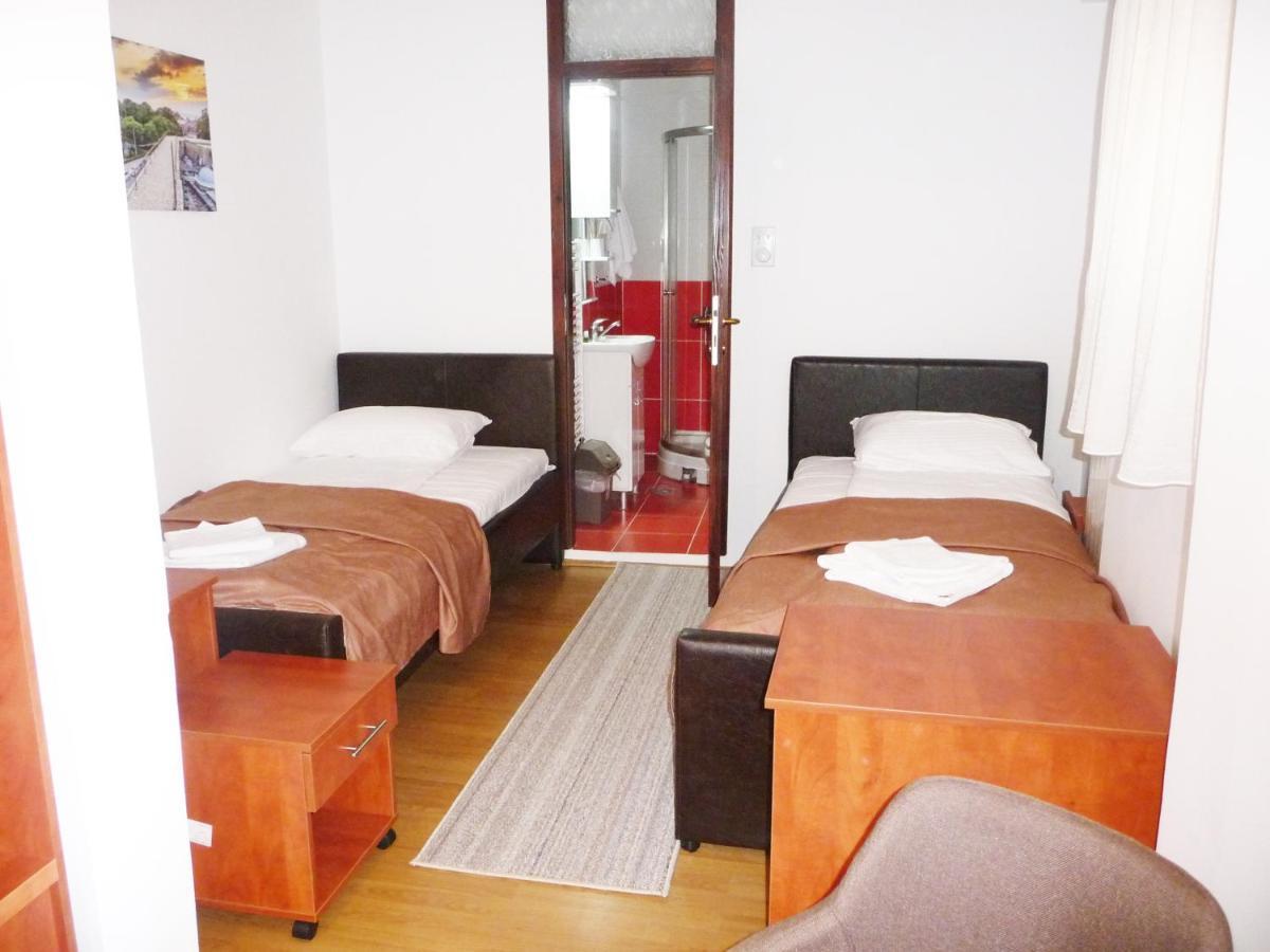 Sobe Rooms Aleksandar Nis Ngoại thất bức ảnh